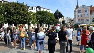 Quo vadis na Placu Jakuba Wejhera - fot. Leszek Spigarski.