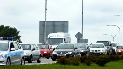 Kolizja przy rondzie Solidarności w Wejherowie