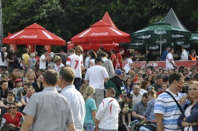 Mecz Hiszpania-Włochy. Tłumy w Fan Zone