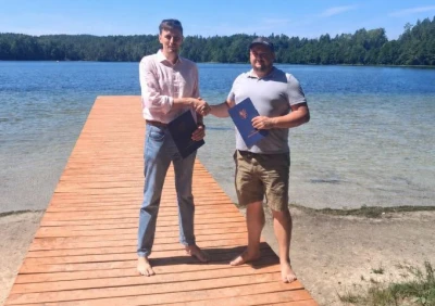 Kąpielisko nad jeziorem już otwarte. Ratownicy, większa plaża i nowy pomost