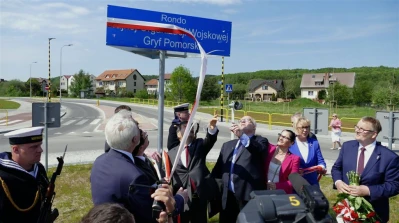 Rondo Tajnej Organizacji Wojskowej Gryf Pomorski – uroczyste otwarcie – fot. Leszek Spigarski