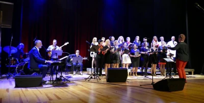 Jubileusz 15-lecia Misterników Kaszubskich – fot. Leszek Spigarski