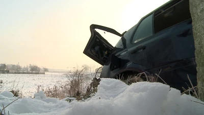 Bożepole Małe: Samochód wjechał pod pociąg