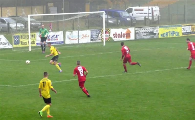 Gryf Wejherowo vs KS Gwardia Koszalin 1:2 - fot. Leszek Spigarski