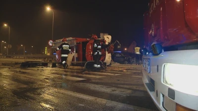 Wypadek samochodu osobowego z samochodem pożarniczym