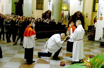 Liturgia Wielkiego Piątku w wejherowskiej Kolegiacie