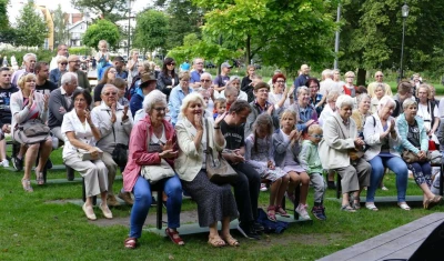 Muzyczne Lato 2017. Zespół „Foliba” na małej scenie w Parku Miejskim
