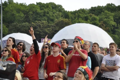 Mecz Hiszpania-Włochy. Tłumy w Fan Zone