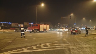 Wypadek samochodu osobowego z samochodem pożarniczym