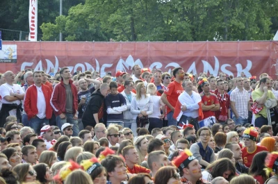 Mecz Hiszpania-Włochy. Tłumy w Fan Zone