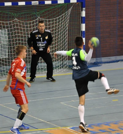 Zwycięstwo Tytanów 34:28 na otwarcie sezonu - fot. Leszek Spigarski