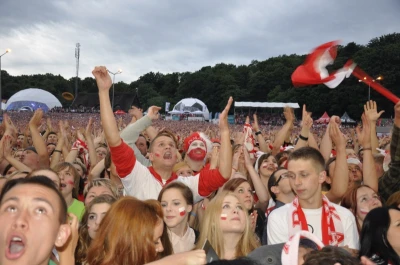 Tłumy w gdańskiej Strefie Kibica
