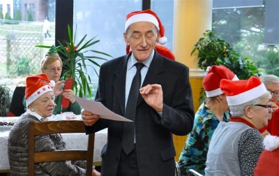 Turystyczne Mikołajki WUTW YMCA i Powiatowy Dzień Wolontariusza - fot. Leszek Spigarski