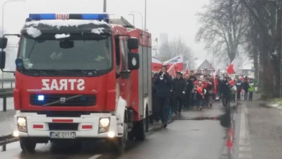 Marsz Niepodległościowy gminy Wejherowo 2016 - fot. Daniel Zaputowicz