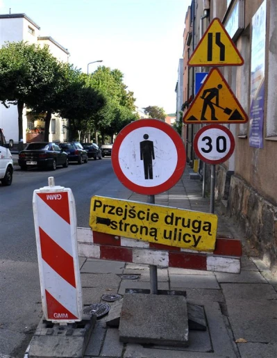 Remont chodnika ulicy Kościuszki w Wejherowie - fot. Leszek Spigarski