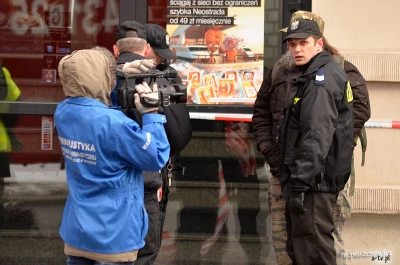 Alarm bombowy przy Centrum Kwiatkowskiego