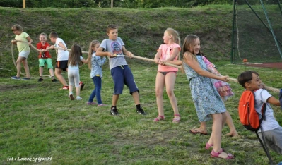 Dzień Sąsiada - piknik rodzinny na Osiedlu Sucharskiego (fot. Leszek Spigarski)