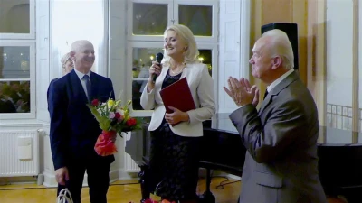 Benefis Edmunda Szymikowskiego w Muzeum PiMK-P – 65 lat z haftem kaszubskim. Fot – Leszek Spigarski