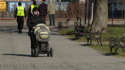 Wiosna w parku nie dla palaczy