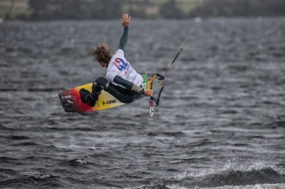 Puchar i Mistrzostwa Polski w kitesurfingu i wingfoilu w Pucku