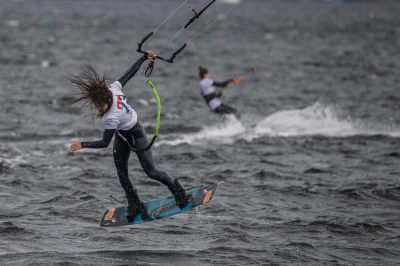 Puchar i Mistrzostwa Polski w kitesurfingu i wingfoilu w Pucku