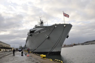 HMS Bulwark w Gdyni