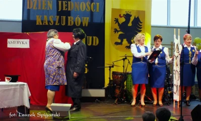 DJK Bojano 2016. Występ orkiestry OSP i zespołów KGW fot. Leszek Spigarski