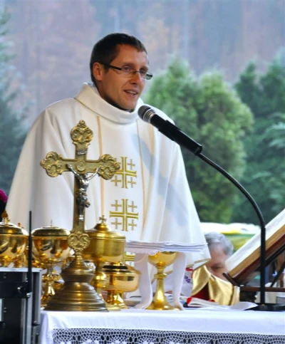 Uroczystość Wszystkich Świętych na wejherowskim cmentarzu - fot. Leszek Spigarski