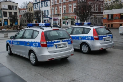 Dwa nowe radiowozy w puckim garnizonie