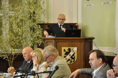 Jednogłośne absolutorium dla Józefa Reszke