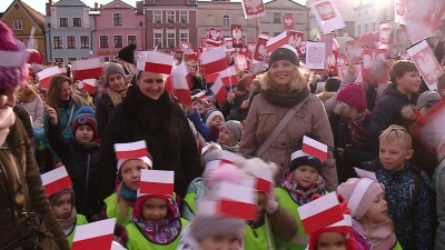 Puck: Odśpiewali hymn i pobili rekord polski
