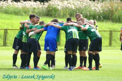 Gryf Wejherowo pokonany na własnym boisku.Fot. Leszek Spigarski.
