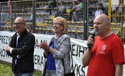 Księża i samorządowcy - mecz na Wzgórzu Wolności, fot. Leszek Spigarski