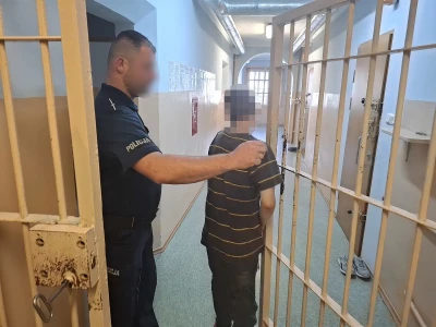 Przyjechali do pracy sezonowej. Zamiast zarabiać, włamywali się do automatów z zabawkami