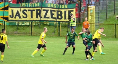 Gryf Wejherowo pokonany na własnym boisku.Fot. Leszek Spigarski.