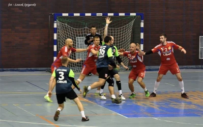 Zwycięstwo Tytanów 34:28 na otwarcie sezonu - fot. Leszek Spigarski