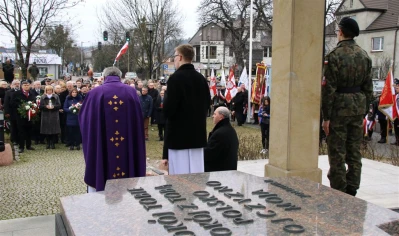 Żołnierzom Wyklętym - uroczystość przy Bramie Piaśnickiej