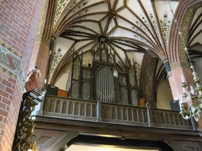 563_Tczew_fara_p.w._Podwyższenia_Krzyża_Św._15_organy Aniceta.JPG