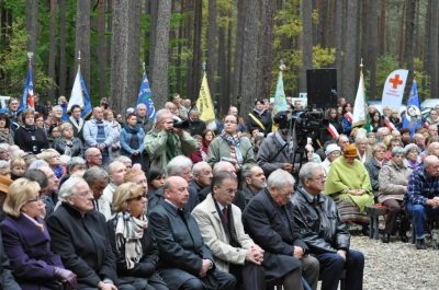Piaśnica: Oddali hołd ofiarom zbrodni