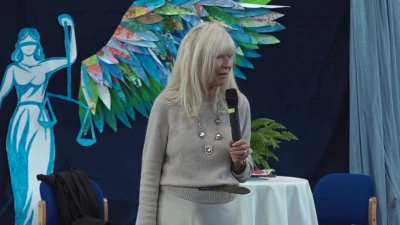 Sędzia Anna Maria Wesołowska odwiedziła dzieci w Bolszewie. "Edukacja jest nadzieją na to, że stworzymy lepszy świat"