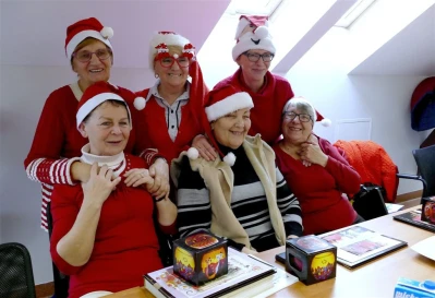 Turystyczne Mikołajki i Dzień Wolontariusza 2017 w WUTW YMCA, fot. Leszek Spigarski