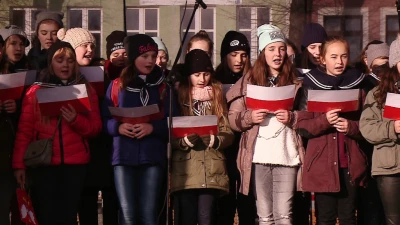 Puck: Odśpiewali hymn i pobili rekord polski