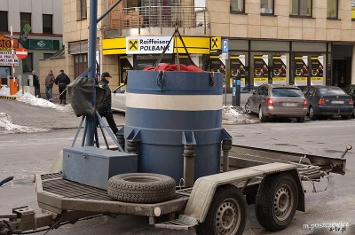 Alarm bombowy przy Centrum Kwiatkowskiego