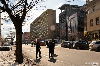 Alarm bombowy przy Centrum Kwiatkowskiego