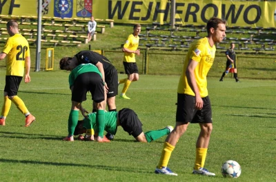 Gryf Wejherowo kontra Stal Stalowa Wola - 14.05.2016 fot. Leszek Spigarski