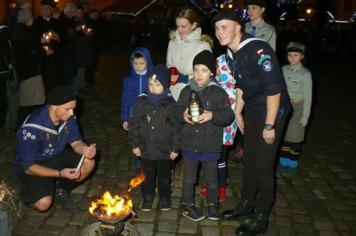 Betlejemskie Światło Pokoju - Wejherowo 2015 fot. Leszek Spigarski
