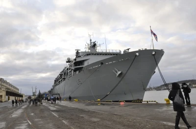 HMS Bulwark w Gdyni