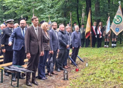 Pamięć o żołnierzach I Morskiego Pułku Strzelców. Patriotyczne uroczystości w Białej