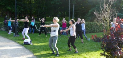 Zumba w parku. Fot. Leszek Spigarski.