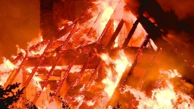 W Redzie 56 strażaków walczyło z pożarem!